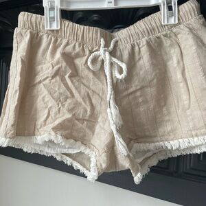 Altar’s State shorts